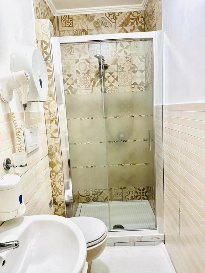 Rome Star Guesthouse Termini エクステリア 写真